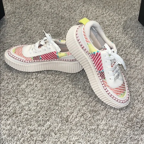 Dolce Vita Denae Stitch Chunky Platform Sneakers Lace Up Tennis Shoes 8 NWOT - Picture 4 of 10